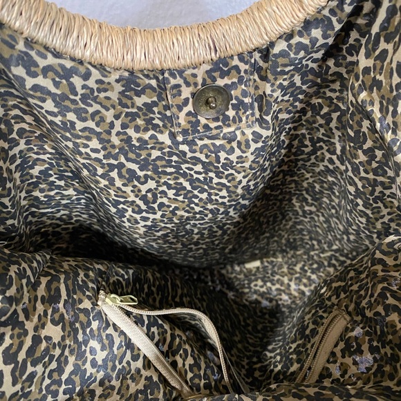 ST. JOHN’S BAY WOVEN STRAW WITH ANIMAL BEADS DETAILS GREAT CONDITION - Picture 12 of 12